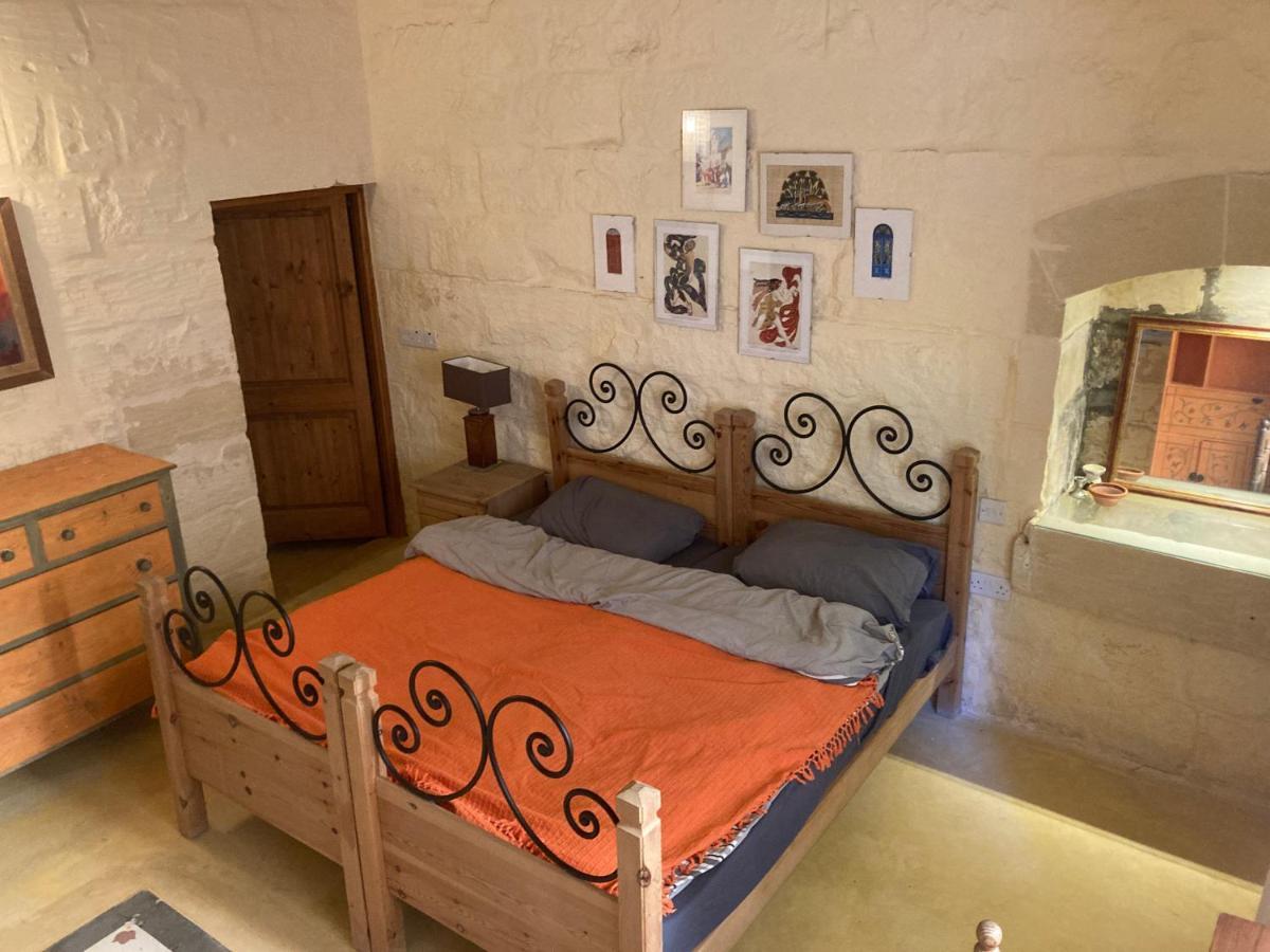 Peaceful Farmhouse Stay With Cozy Yard Gharb  Luaran gambar