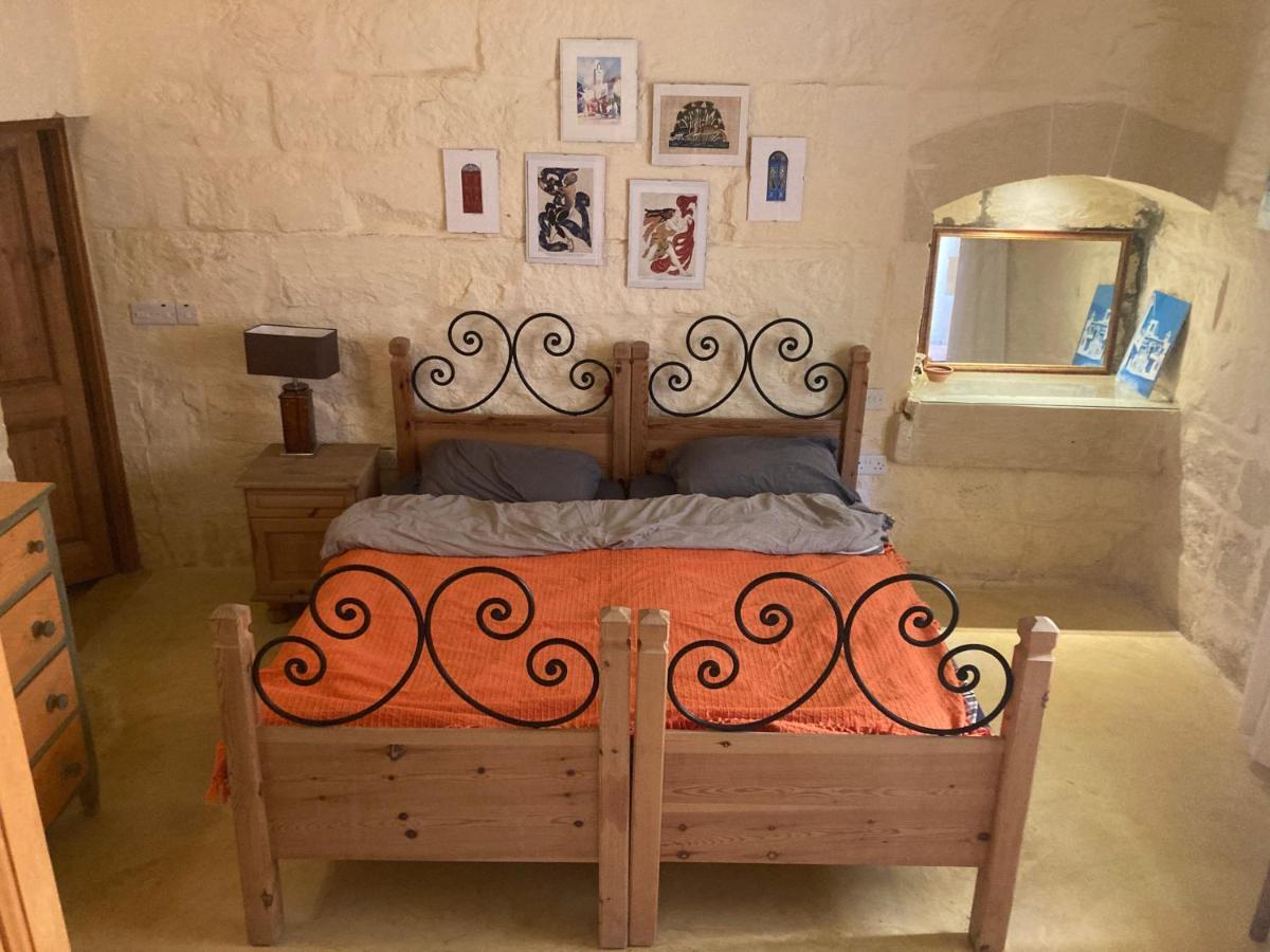 Peaceful Farmhouse Stay With Cozy Yard Gharb  Luaran gambar