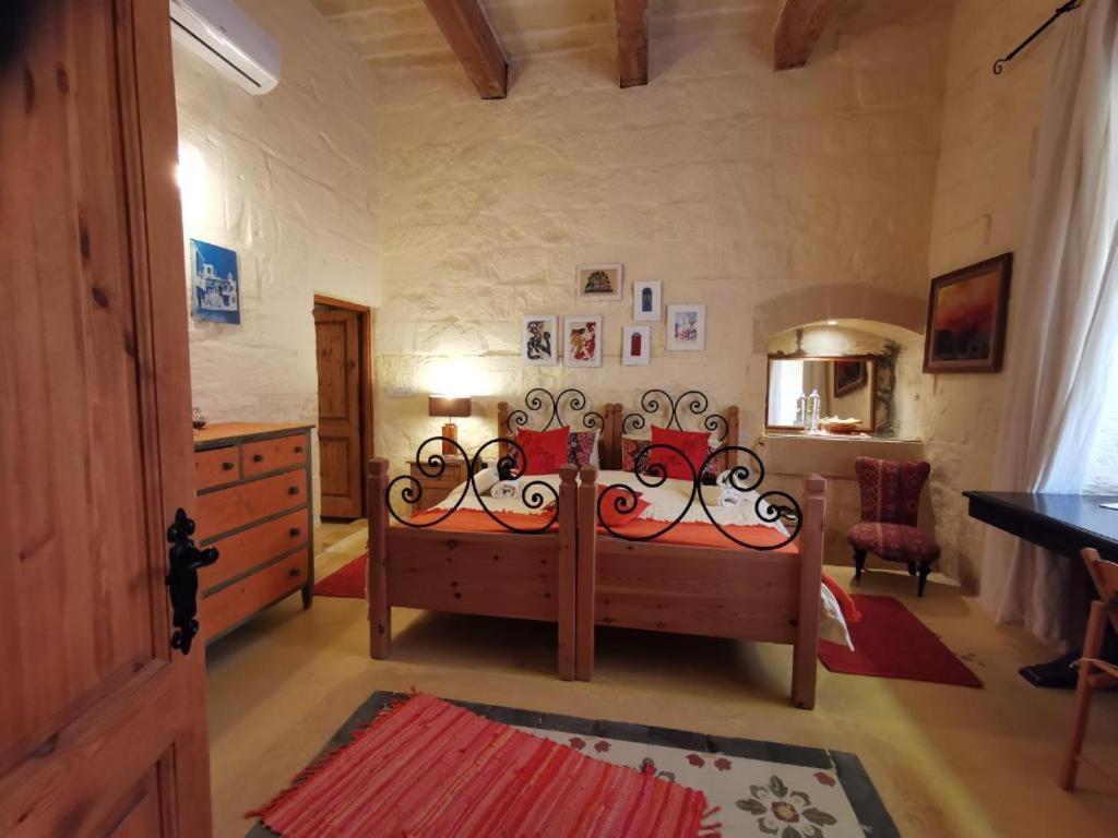 Peaceful Farmhouse Stay With Cozy Yard Gharb  Luaran gambar